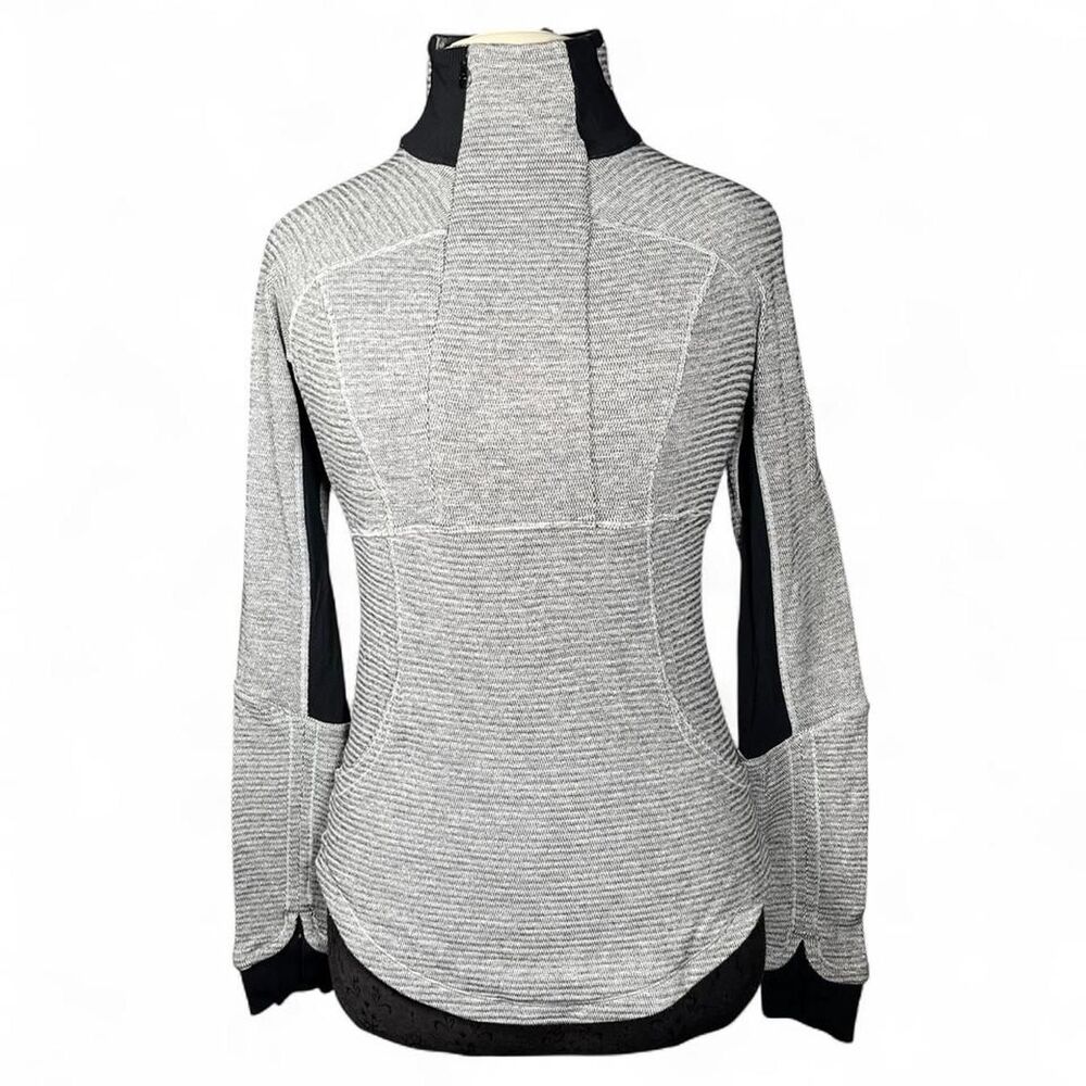 Lululemon Activewear Pullover Running Exercise Pilates Pocket Walking Hike Sz 6
